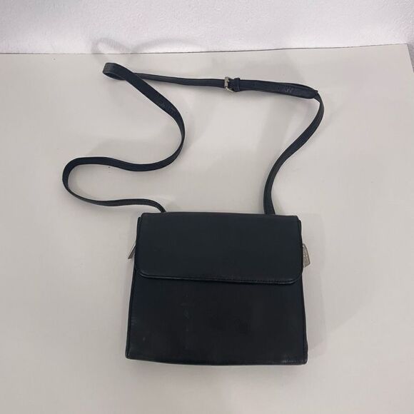 Hobo International Vintage Black Leather Two Side Crossbody Purse - Picture 1 of 8